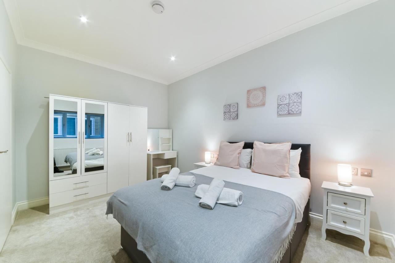 Stunning Hyde Park Apartments Londra Esterno foto